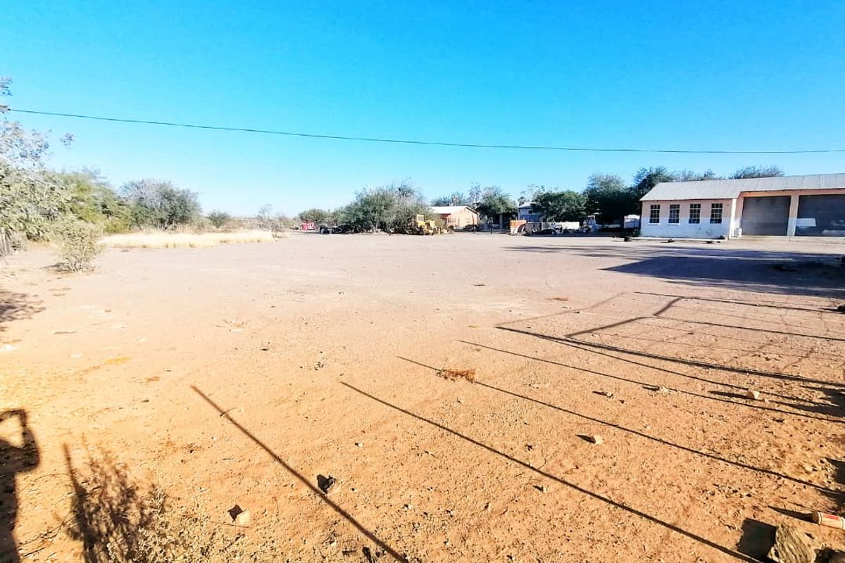PERFECTLY LOCATED TOURISM OPPORTUNITY FOR SALE IN BETHANIE - NAMIBIA - Photo 5