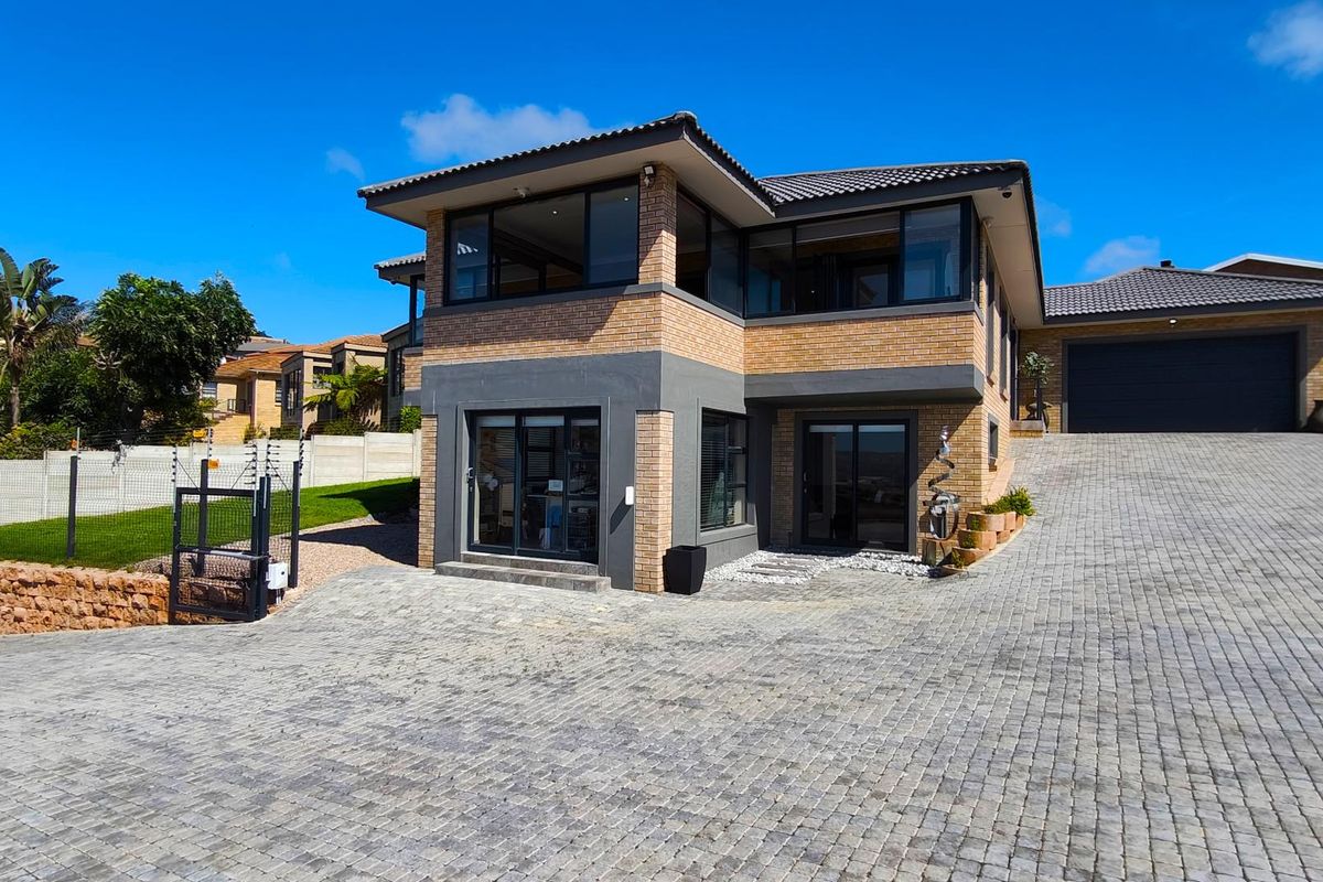 Well maintained family home with flat - Photo 2