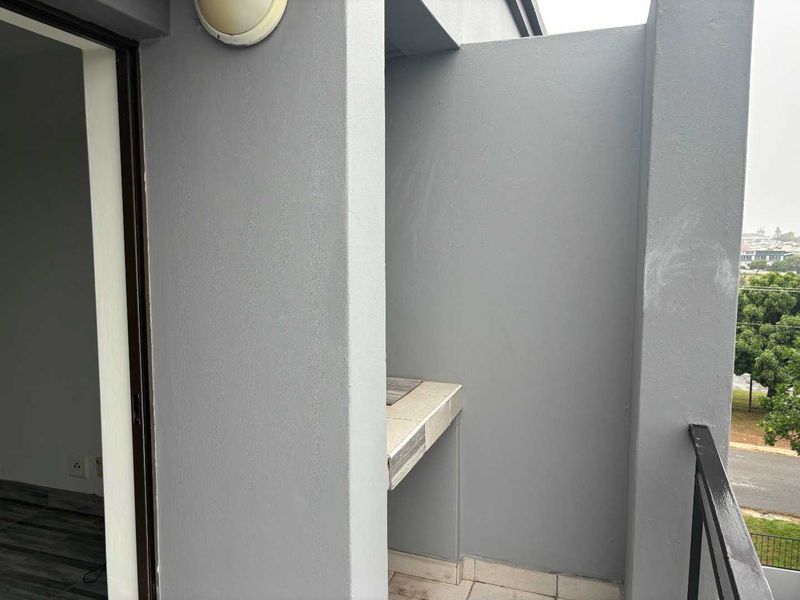 King Edward Mews Apartment - Photo 8
