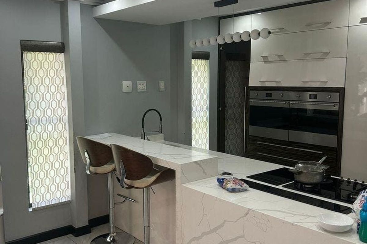 Modern Family Home in Secure Greenstone Hill Estate - Photo 4