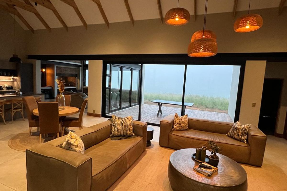 INCOME GERERATING HOME State of the art home in Highland Gate Golf  and Trout Estate - Photo 5