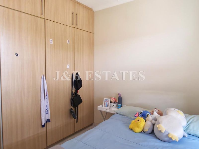 Well-Maintained 3-Bedroom Unit - Photo 7