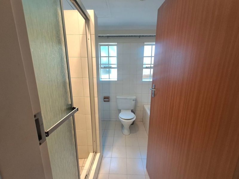Comfortable 2 bedroom Town House - Photo 7