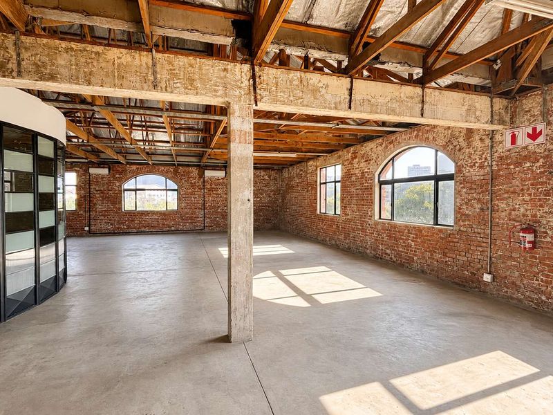 FOR LEASE | Prime First-Floor Industrial-Chic Space, Point Waterfront - Photo 7