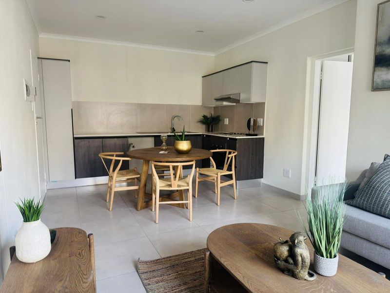 Emerald Skye - Photo 5