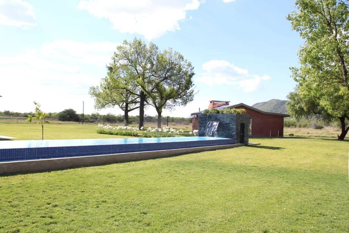 A rare opportunity to invest in one of Namibia’s most productive agricultural regions while enjoying a high-end rural lifestyle. - Photo 3