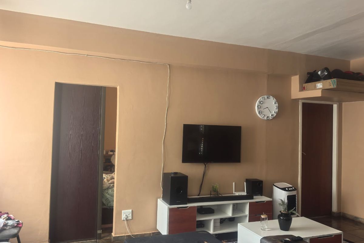 2 bedrooms flat for sale in Sunnyside. - Photo 5