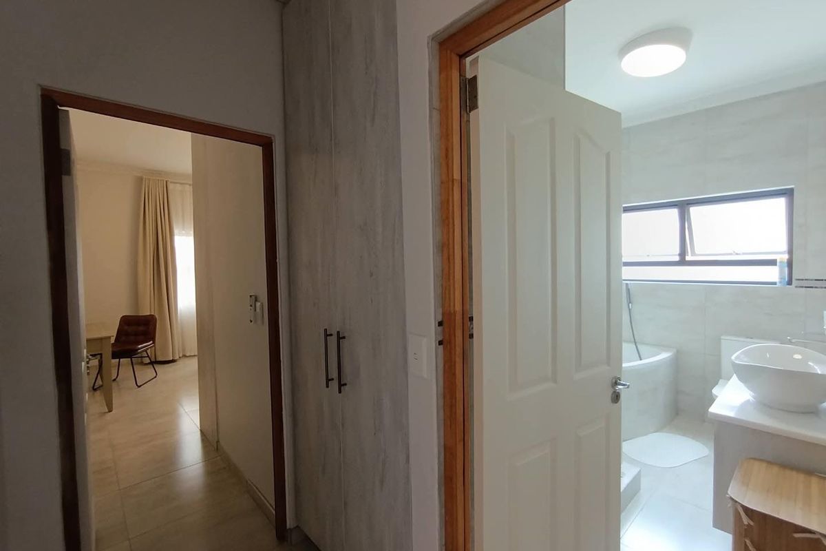 FULLY FURNISHED LUXURY HOME TO RENT | MILE 4, SWAKOPMUND - Photo 5