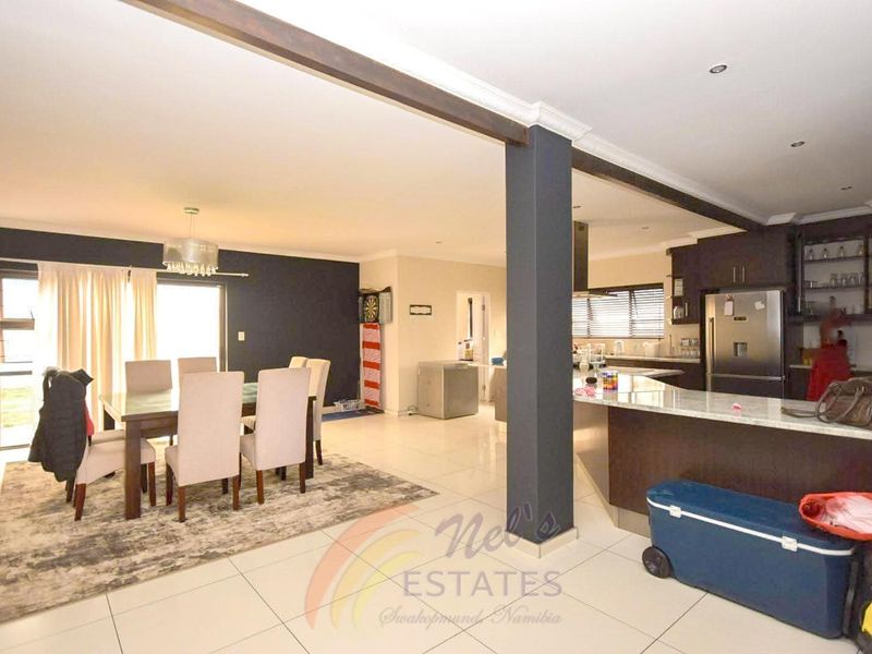 Modern Home For Sale in Extension 15, Swakopmund - Photo 2
