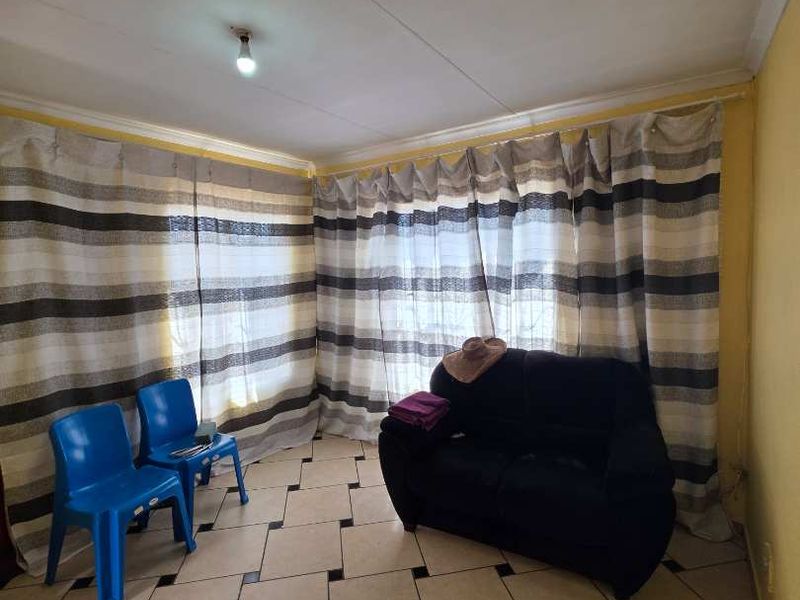 2 Bedrooms family home for sale on a massive stand - Photo 6