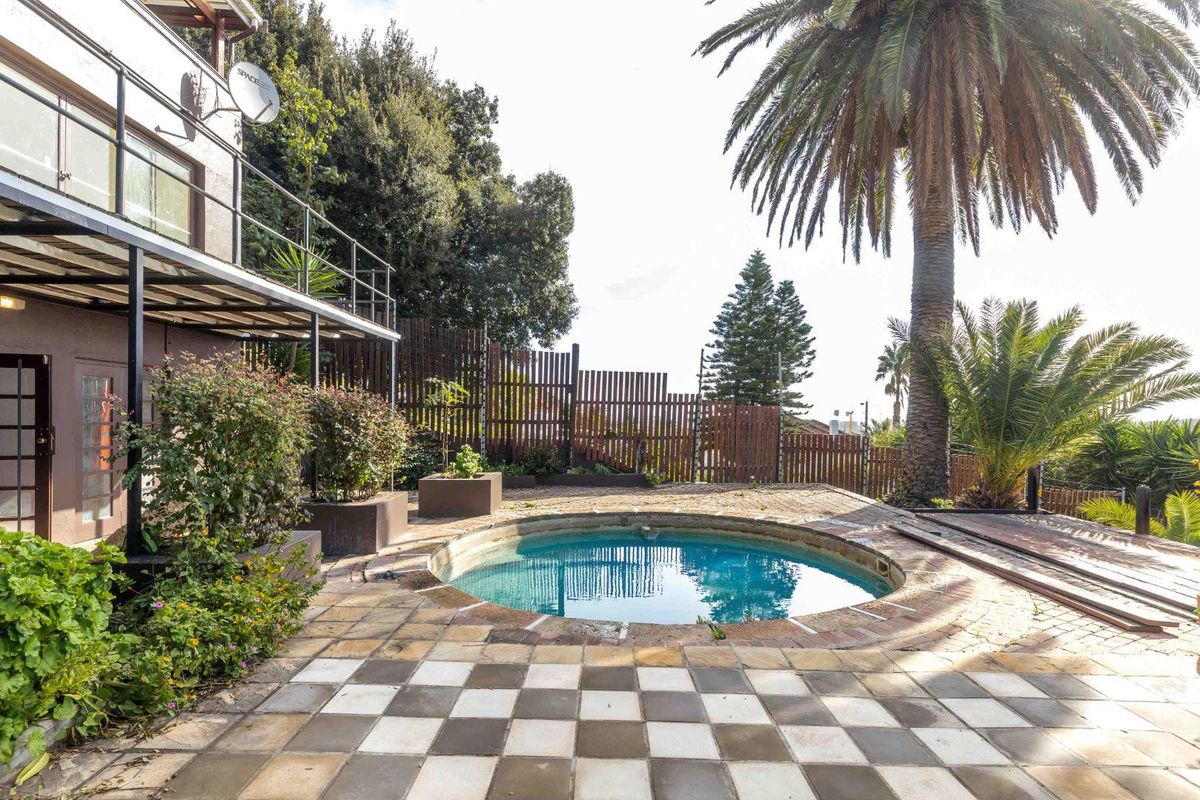 Dream Home Potential Meets Prime Development Opportunity - Photo 2