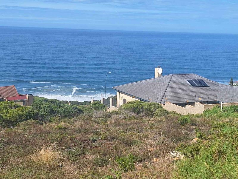 743m2 Vacant Land in Dana Bay with Breathtaking Sea View - Photo 2