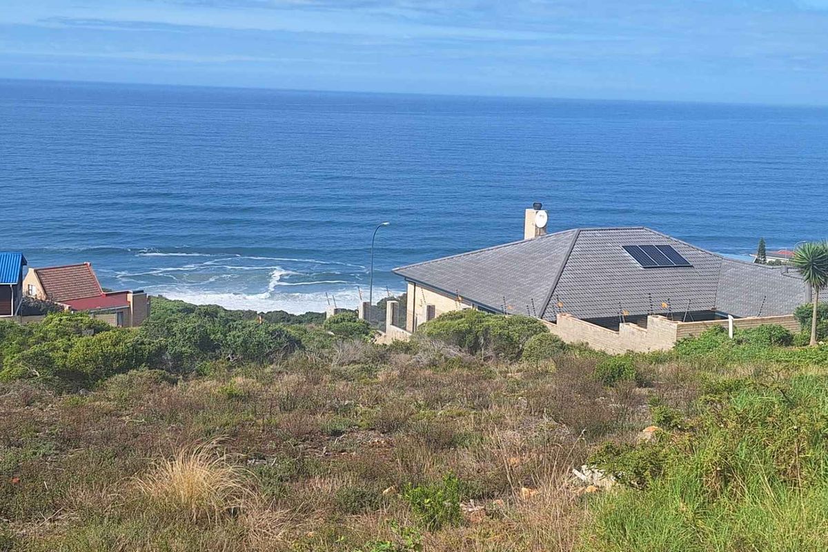 743m2 Vacant Land in Dana Bay with Breathtaking Sea View - Photo 2