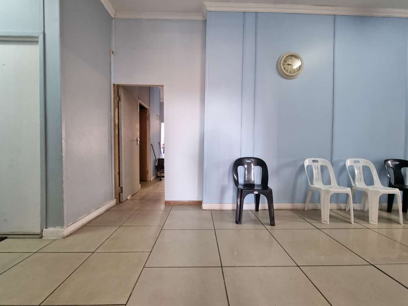 Available space to rent - Photo 6