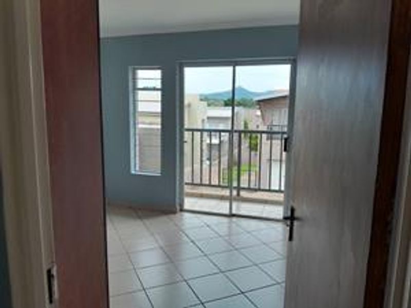 House to Rent - Photo 10
