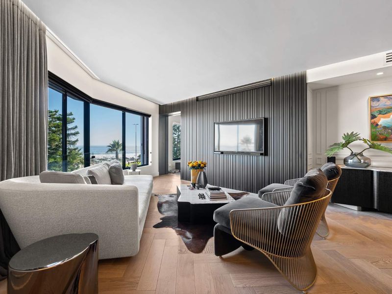 Prime Position with Postcard Perfect Sea and Promenade Views - Photo 4