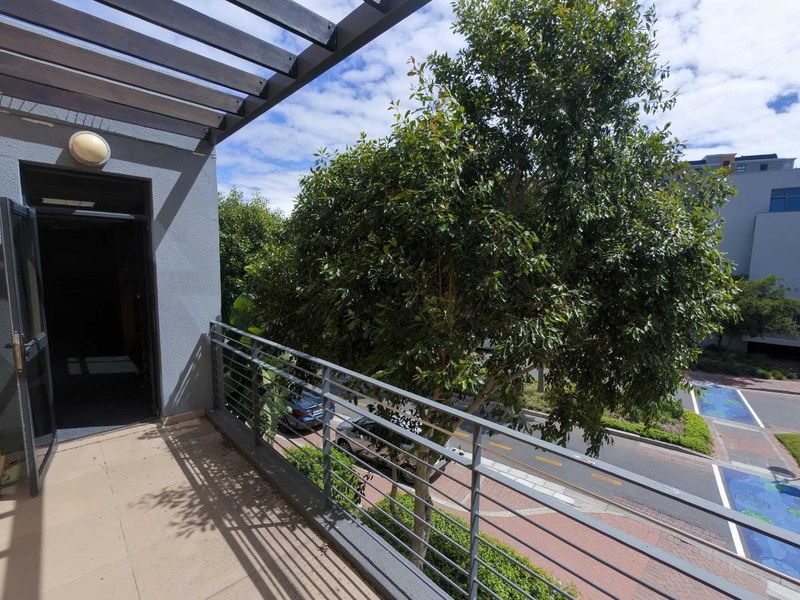 Office For Sale with Exclusive Balcony | The Quays, Century City - Photo 10