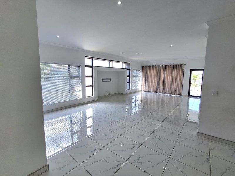 Large family house to rent in Elawini - Photo 3