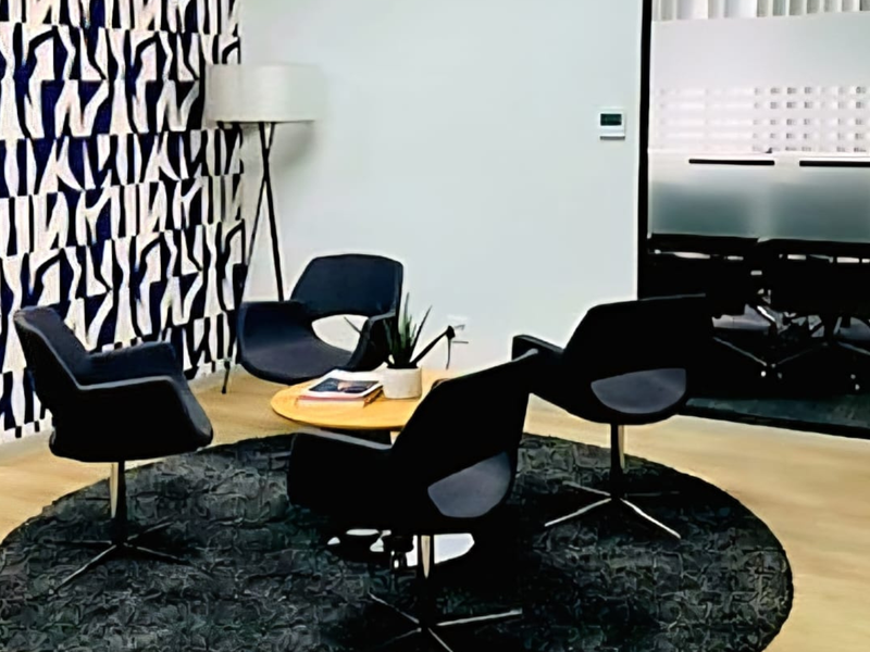 709m2 AAA office in Umhlanga Ridge with generator, lift access, secure entry, and 34 bays. Available January 2026 - Photo 8