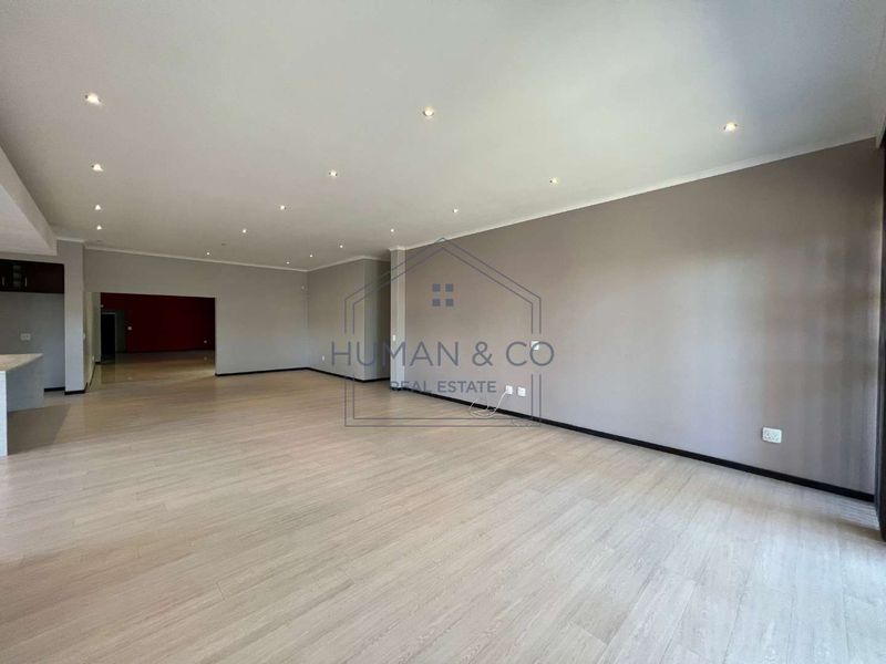 MAGNIFICENT AND BUILT TO PERFECTION 6 BEDROOM HOUSE FOR SALE Ultra modern 6 Bedroom House in Meersig - Photo 5