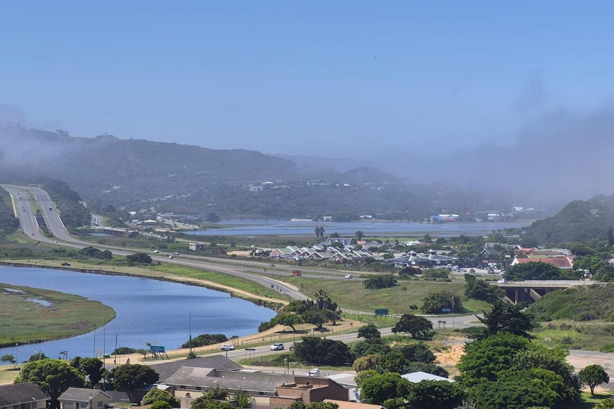 Discover Your Dream Home in an Unbeatable Location! - Photo 5