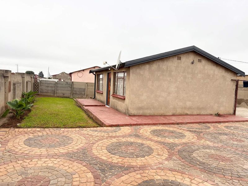 Neat two bedroom house for rental in the heart of Tsakane - Photo 10