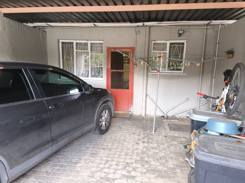 "Suiderhof Townhouse: Comfort & Space!" for sale - Photo 4