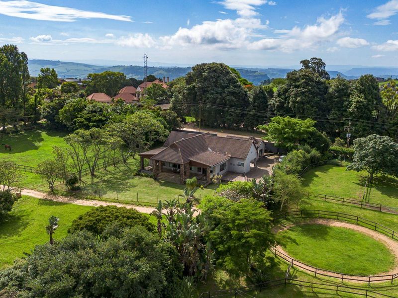 Charming Farm House in Alverstone Equestrian Estate - Photo 2