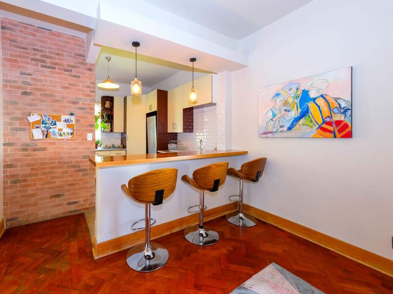 Magnificent apartment in this ever popular complex! - Photo 7