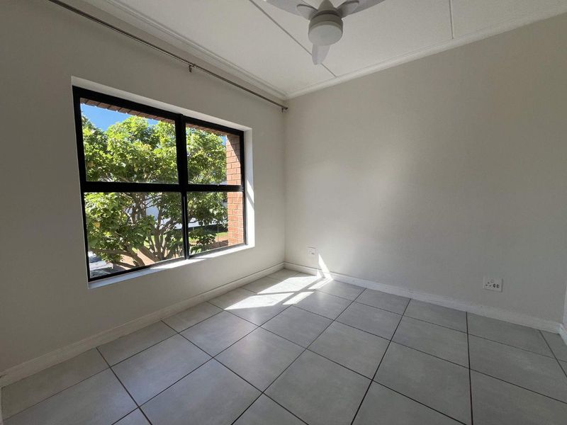 Modern Middle-Floor Gem in Ballito Hills – Lifestyle, Luxury & Investment in One - Photo 6