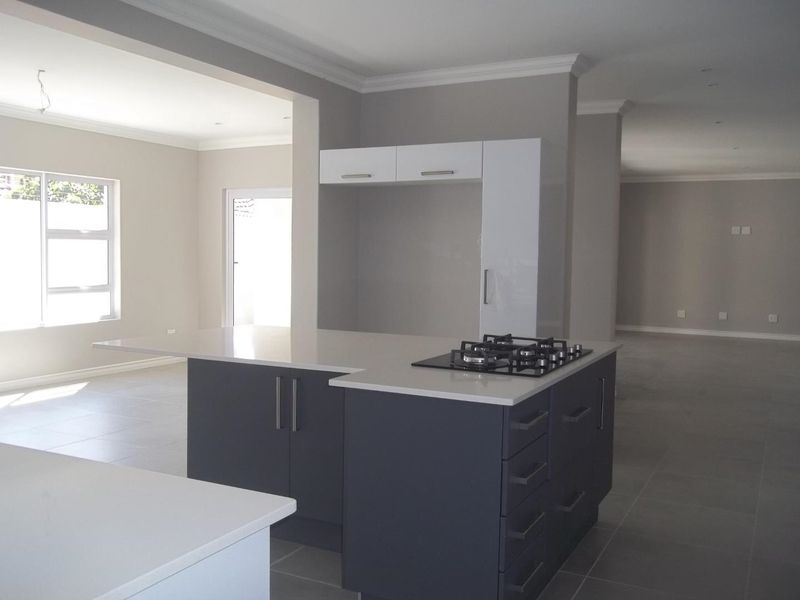 5 Bedroom Cluster For Sale in Glenhazel - Photo 6