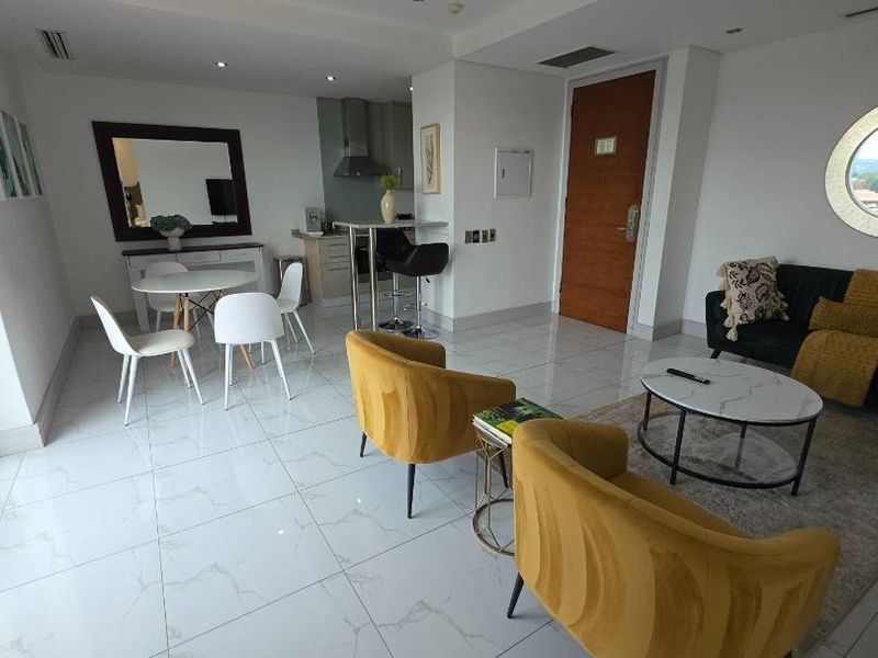 MAGNIFICENT AND SOPHISTICATED 1 BED UPMARKET FULLY FURNISHED APARTMENT - Photo 9