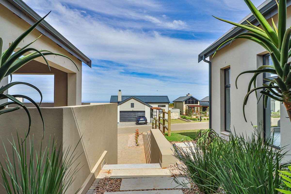 Excellent home in Hartland lifestyle estate - Photo 5