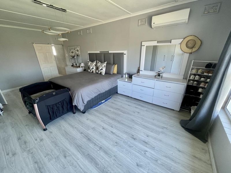 Hendra - Beautiful Family Home with Sea Views & Modern Flatlet in Prime La Lucia - Photo 5