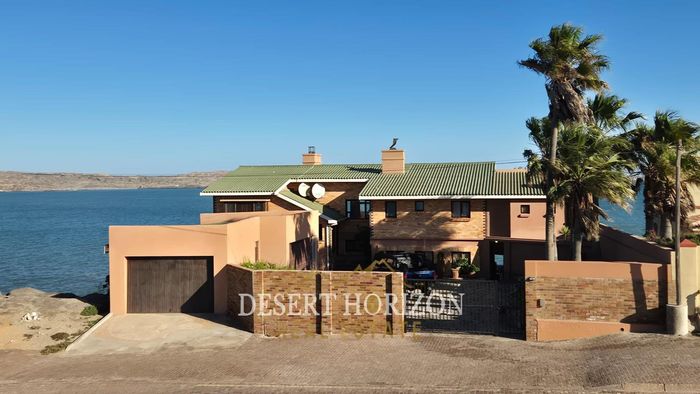 Property #2427362, House For Sale in Luderitz Central