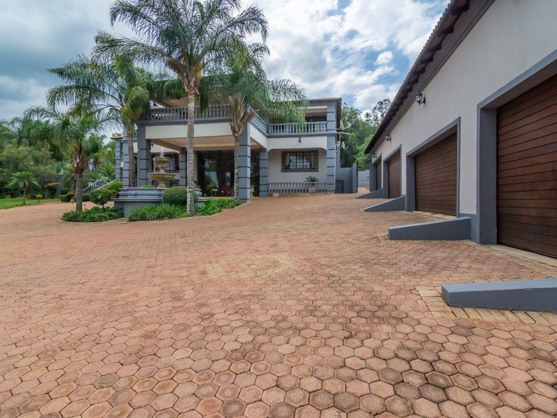 Elegance at your door step - Photo 3