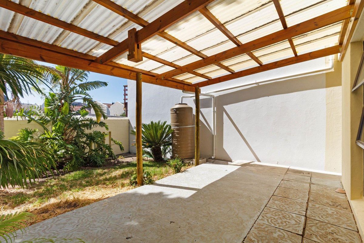 Super convenient city living in Zonnebloem - Photo 2