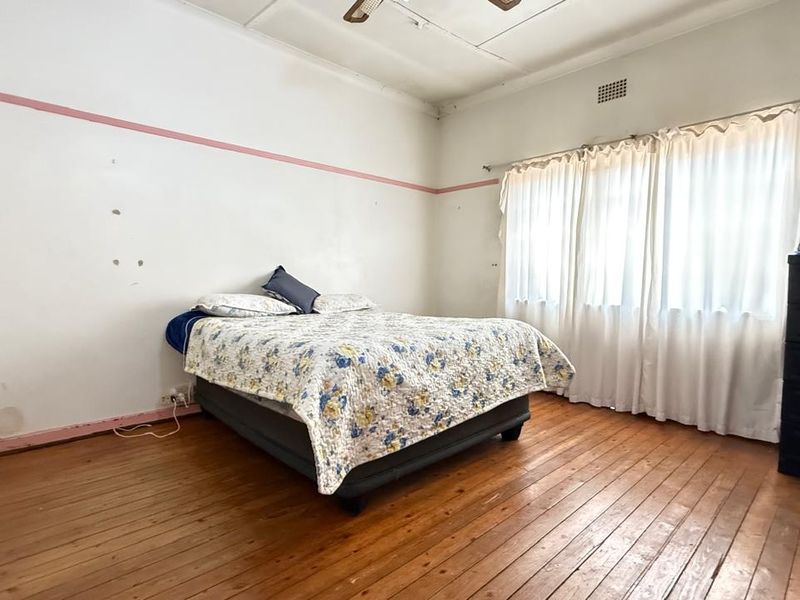 Convenient Living: 3-Bed Home with Extra Income Options - Photo 6