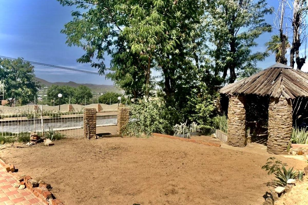 Calling Investor to turn this Prestigeous Property into a Cash Cow - Photo 5