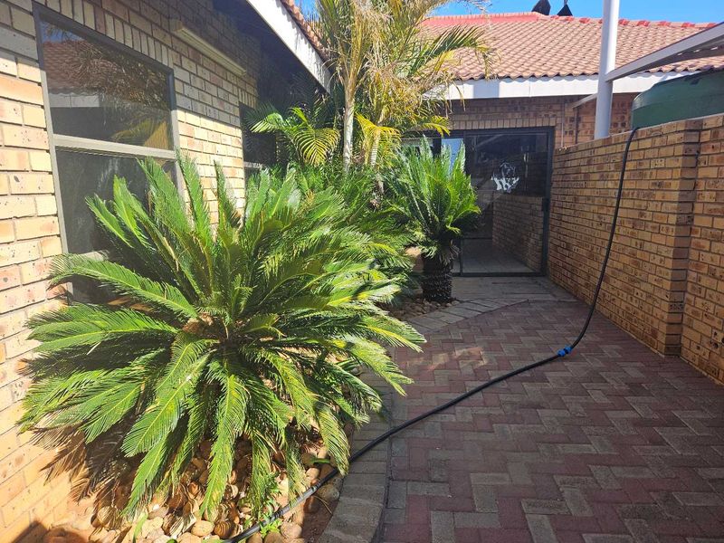 Investment Opportunity in Royldene - Photo 4