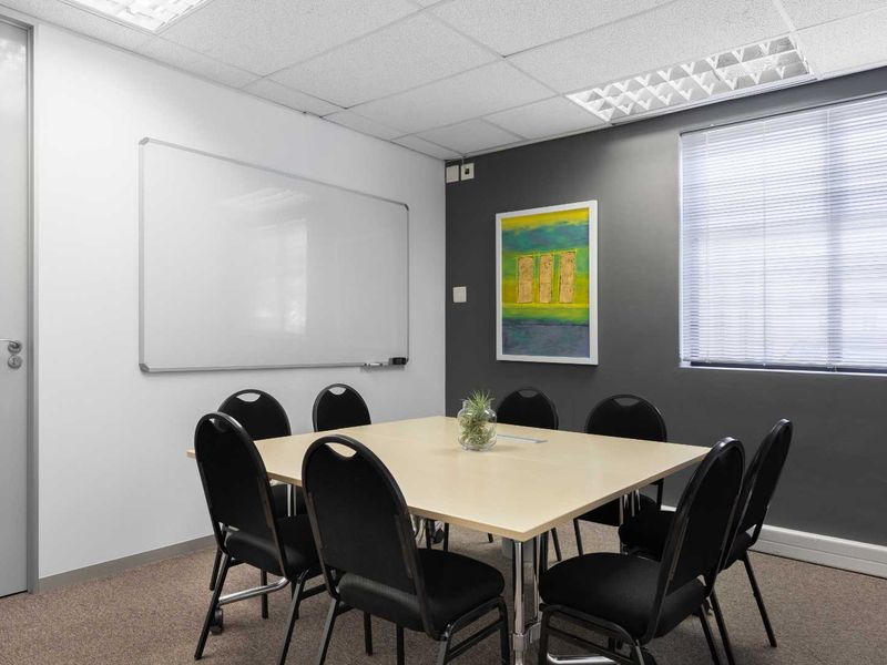 Flexible coworking memberships in Regus Century City - Photo 4