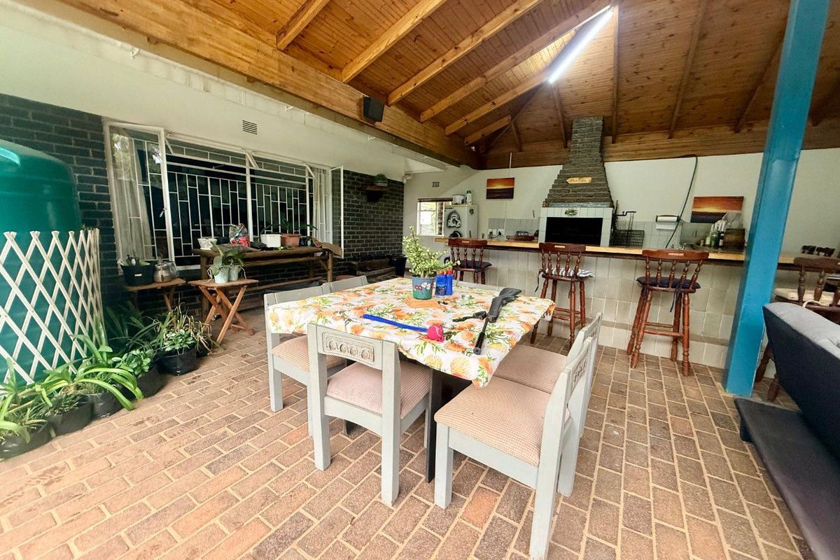 Beautiful 4 Bedroom house for sale in vryheid - Photo 5