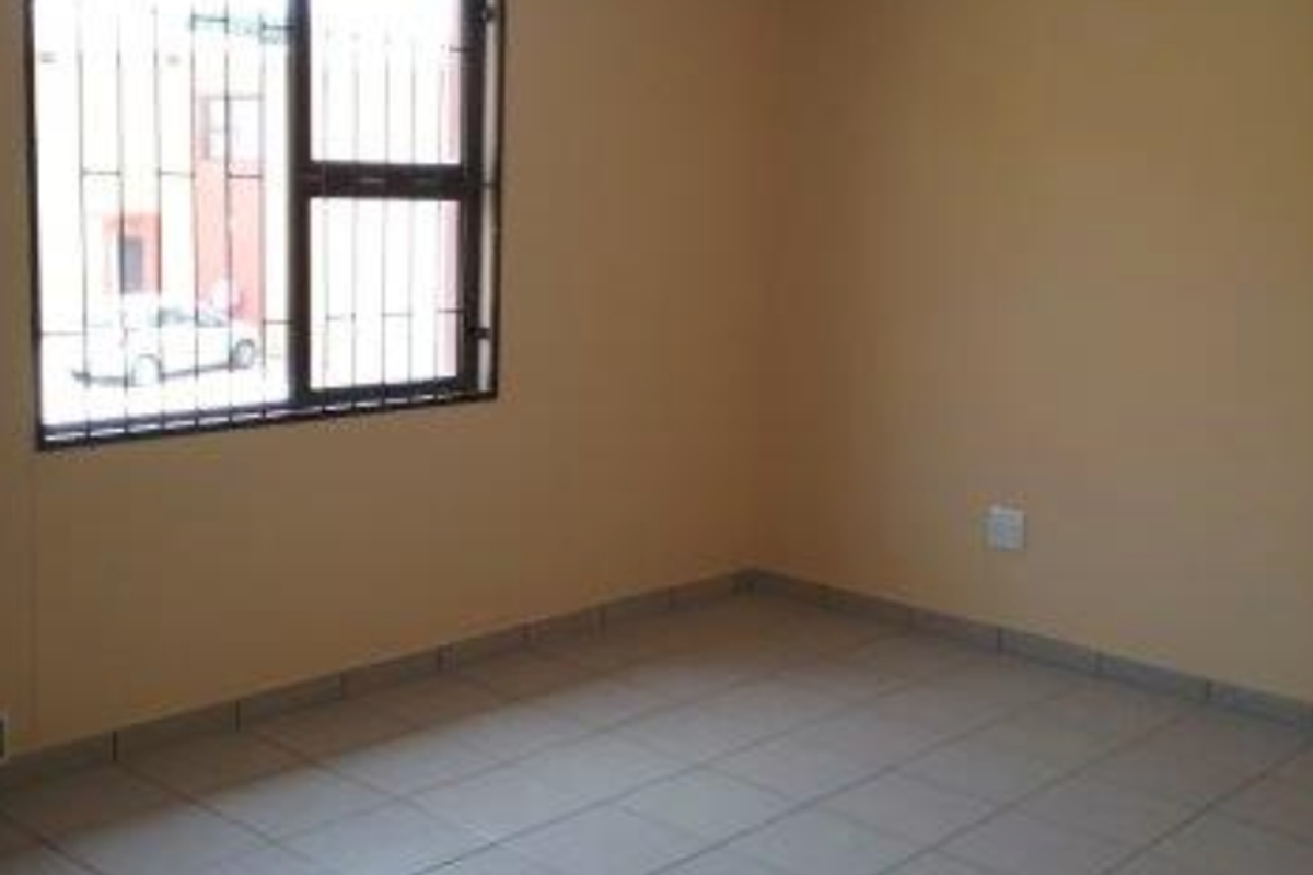 FOR SALE | PALNIC SQUARE WAREHOUSE, PROSPERITA - Photo 4