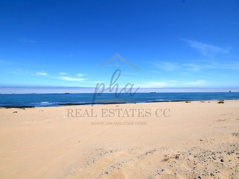 **Beachfront Bliss: Afrodite Erven Open for Purchase!** - Photo 2