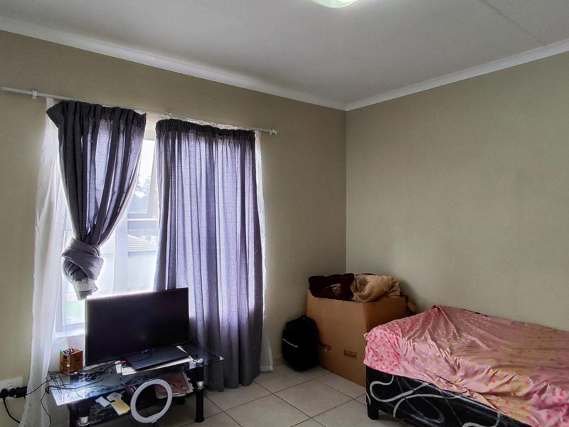 Two-bedroom apartment for Sale - Photo 7