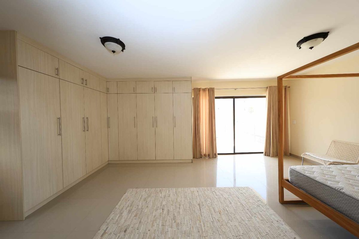BEACHFRONT HOUSE - Photo 4