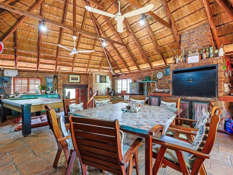 Spacious Family Home with Flatlet - Photo 7