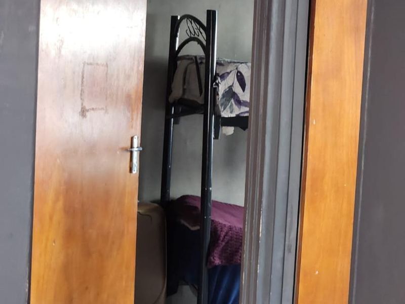 Two-Bedroom Home for Sale in Luzuko Phillipi - Photo 9