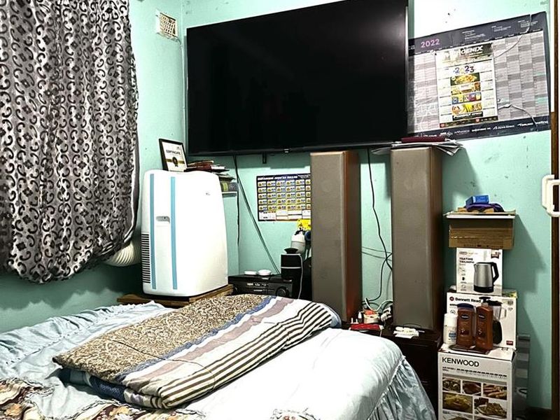 3-Bedroom House for Sale - Photo 4