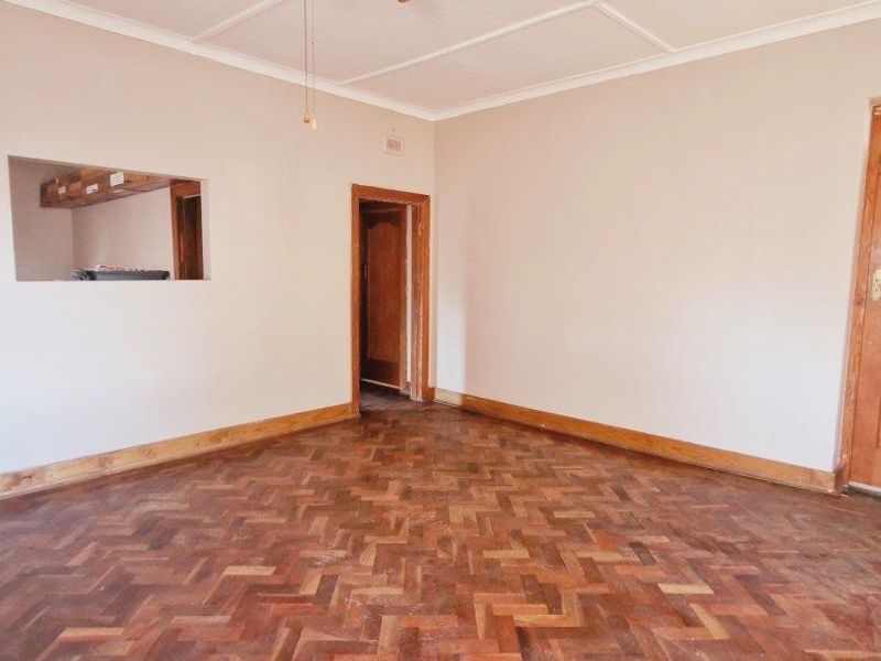 Family Home Alberton - Photo 8